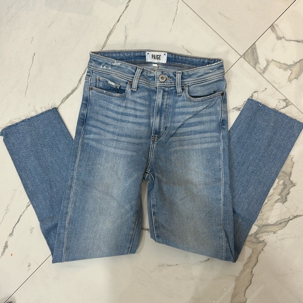 Paige Hoxton High-Rise Slim Crop Jeans in Carlotta - Picture 2 of 8